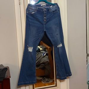 KanCan jeans petite flare